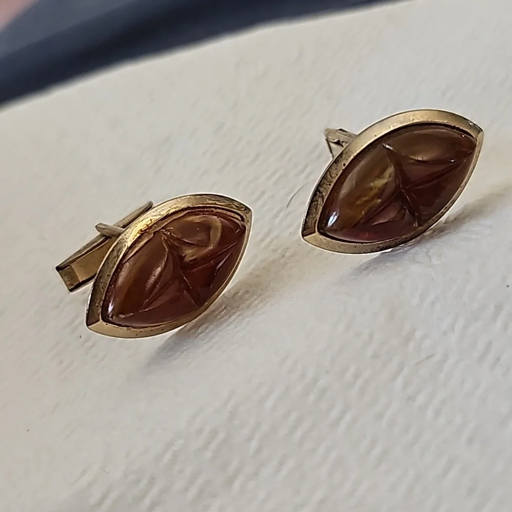 Mens cufflink pair - Picture 3 of 4